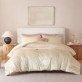 Velvet Queen Comforter Set